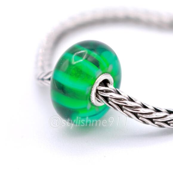 Authentic Retired Trollbeads GREEN STRIPE BEAD - Picture 1 of 12